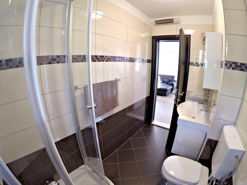 Apartment Adriatic Split Bagian luar foto
